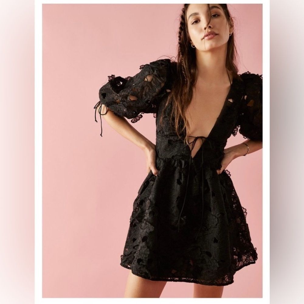 Free People For Love & Lemons
Serena Mini Dress in Black size xL